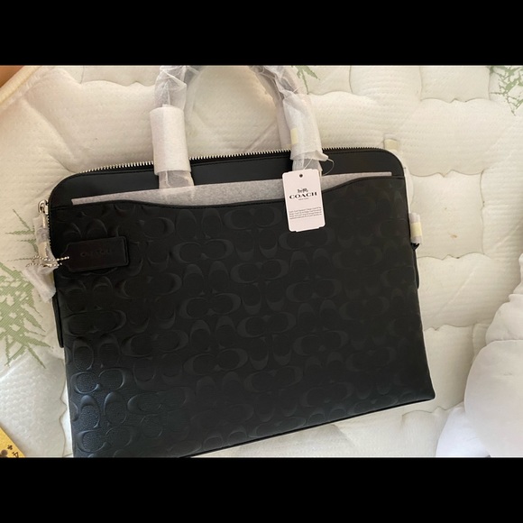 I’m selling laptop and documents bag.Stunning bag! - Picture 3 of 4